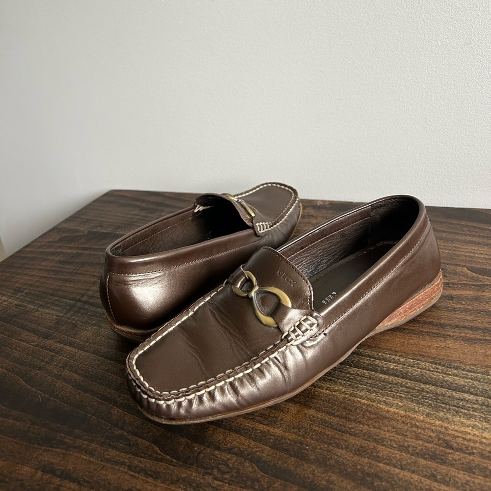 Geox Respira Women's Brown Leather Loafers, Size 37.